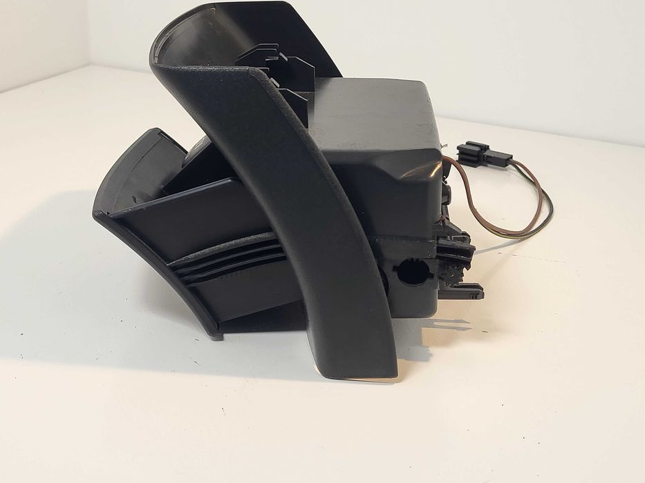 Cinzeiro da consola traseira, Mercedes-Benz Classe E W211