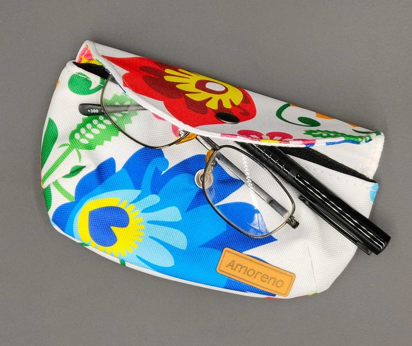 Ozdobne etui na okulary. Handmade