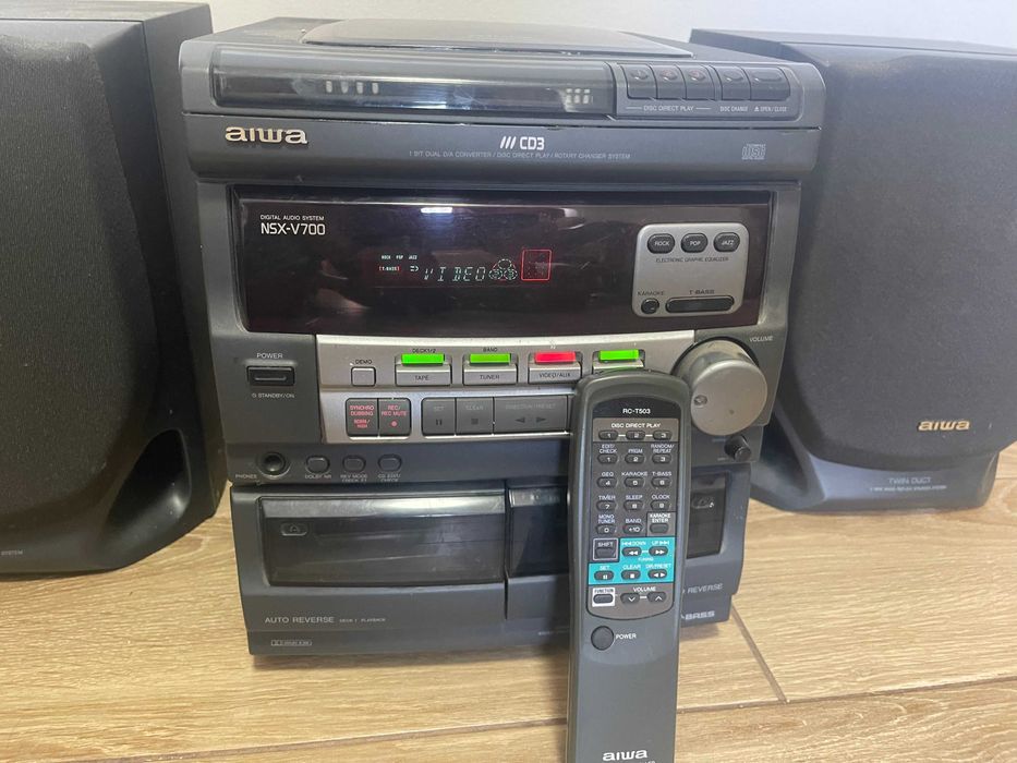 Колонки на полочные AIWA  NO. SX-NAV70 и центр как усилитель