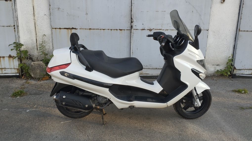 Piaggio Xevo 125 z 2007r na kat B