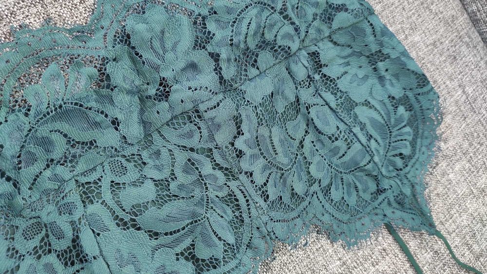 Biustonosz top koronkowy koronka butelkowa zieleń sexy Topshop