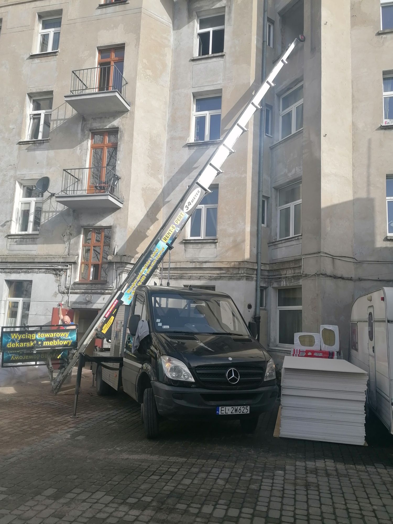 Podnośnik koszowy 25m hds wywrotka winda dekarska