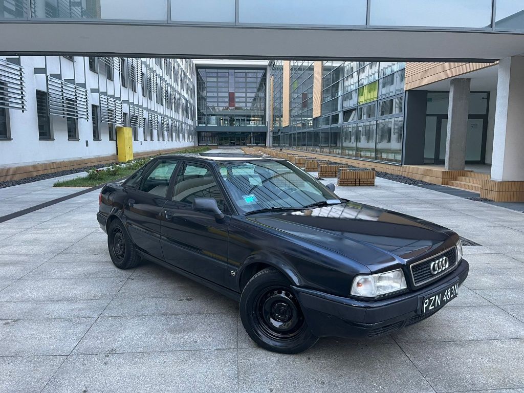 Audi 80 pierwszy właściciel, czarne tablice, zadbany, mały przebieg