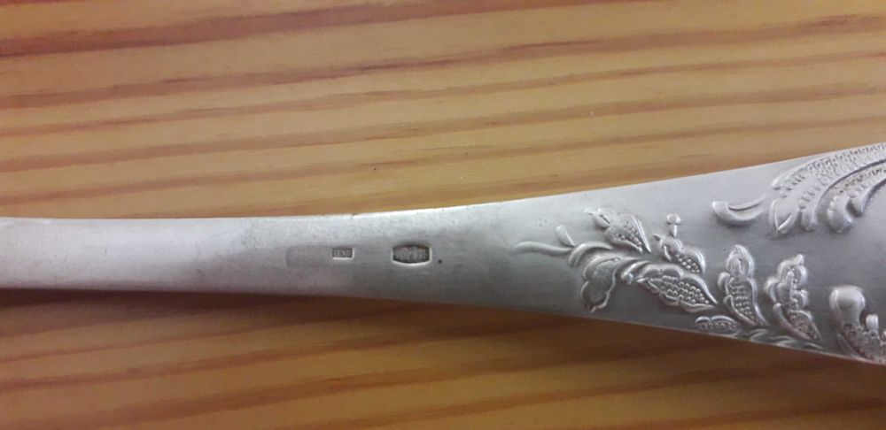 Ложка столовая серебрянная 72грамма