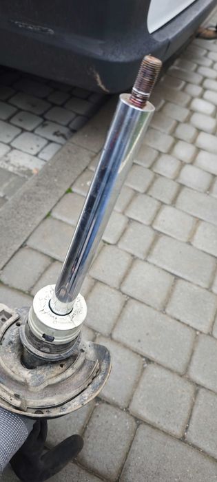 Амортизатор передній, правий Polestar 2 (21-24)