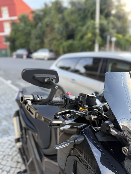Honda xadv 750 muitos extras