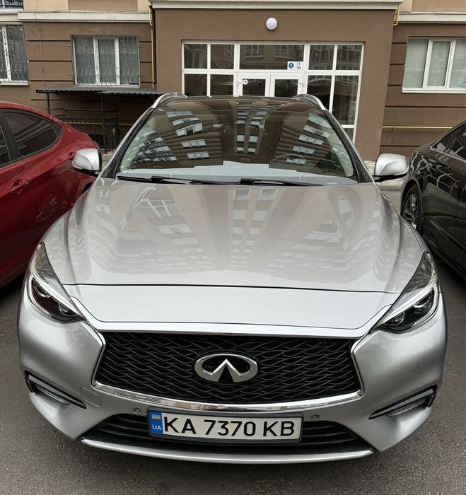 Продам свою машину Infiniti gx30 2017 р