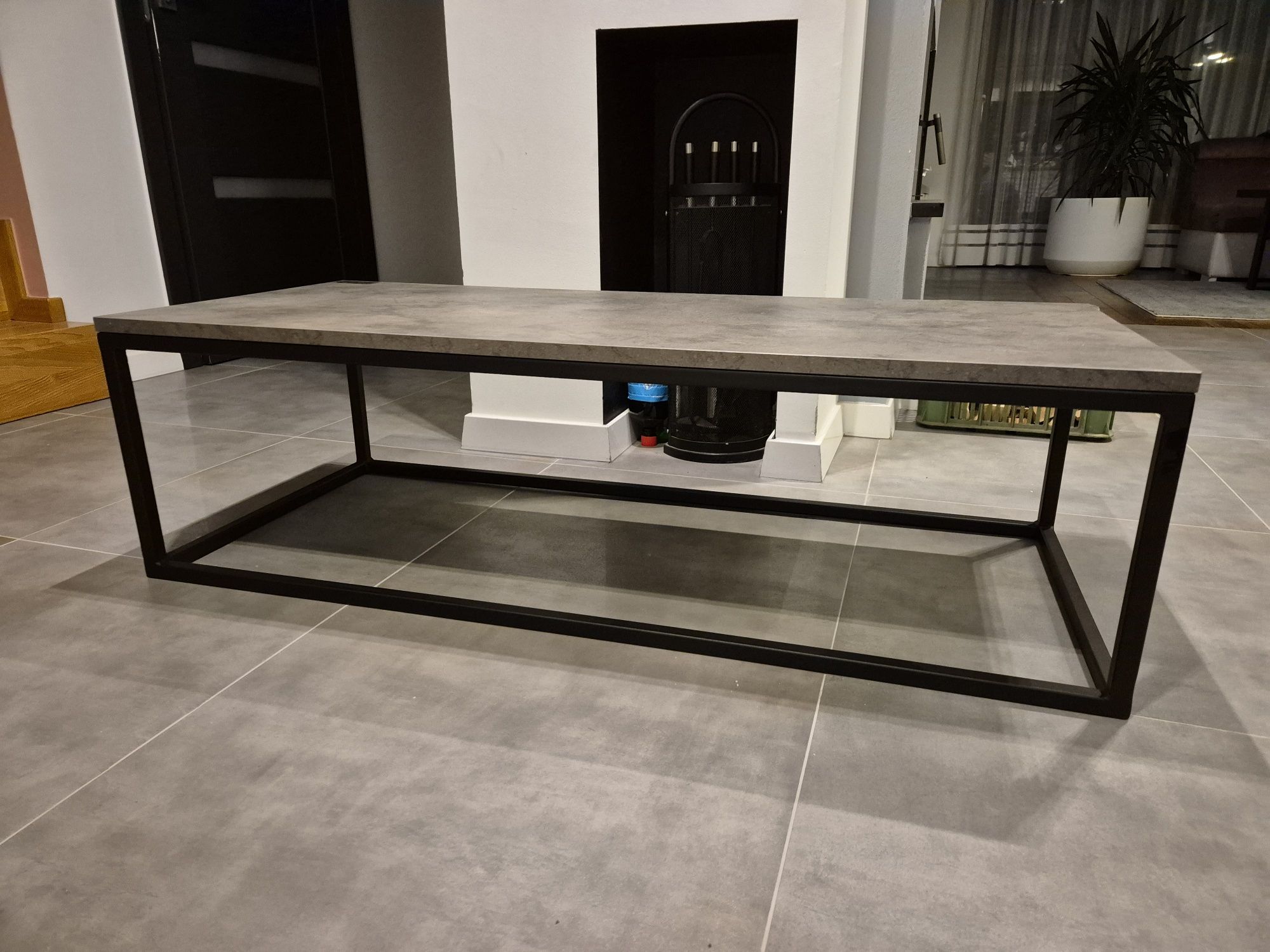 Nowy stół kawowy 120x50x35