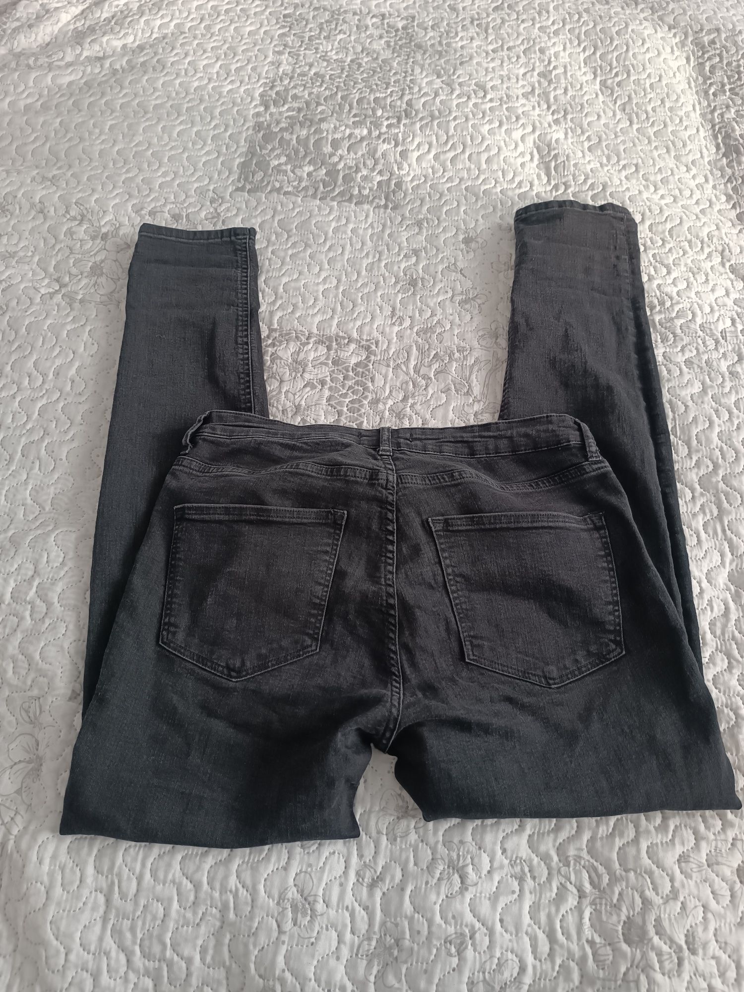 Czarne jeansy rurki skinny wysoki stan H&M r. 40