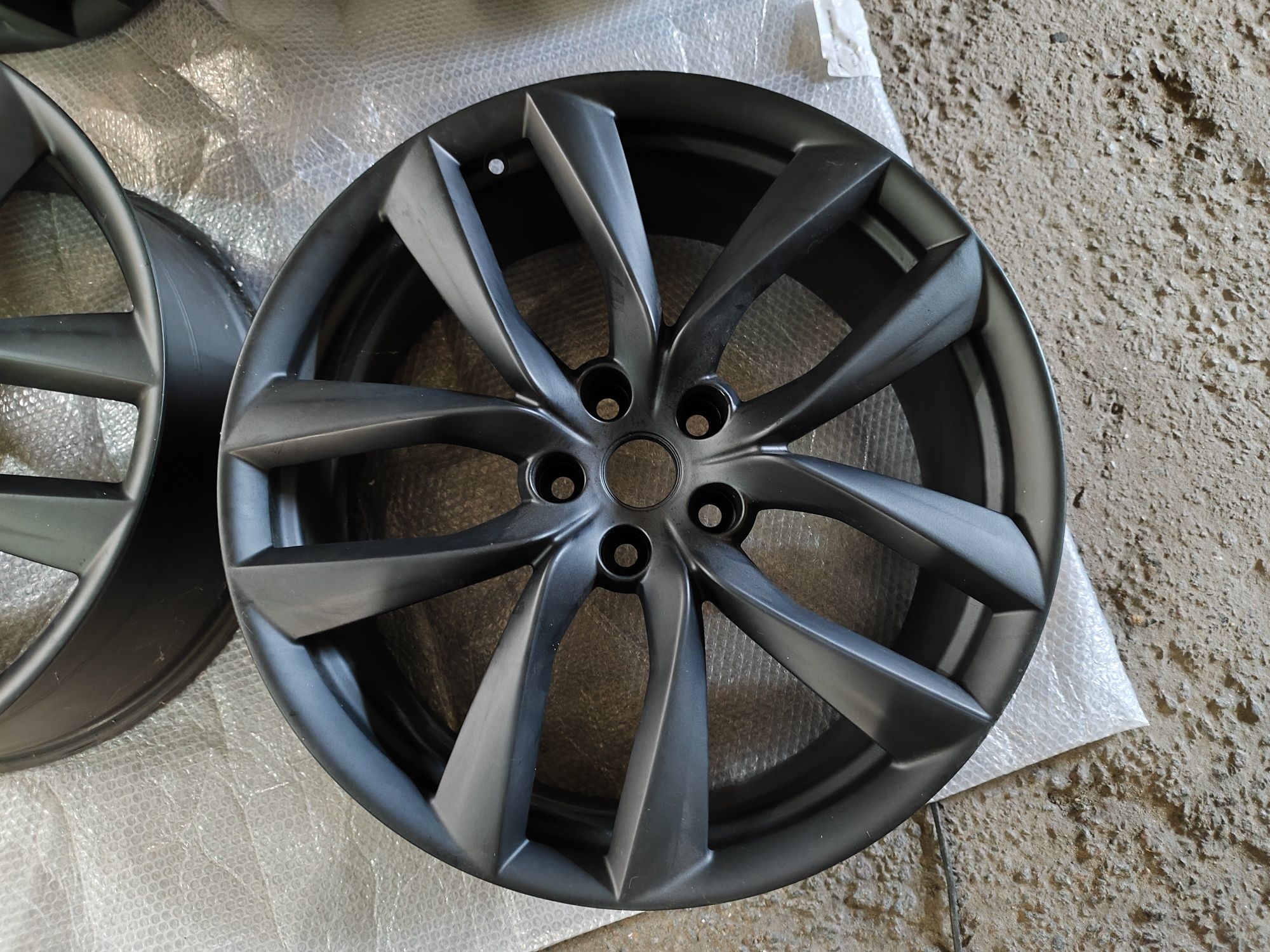 Диски для Tesla model S R21