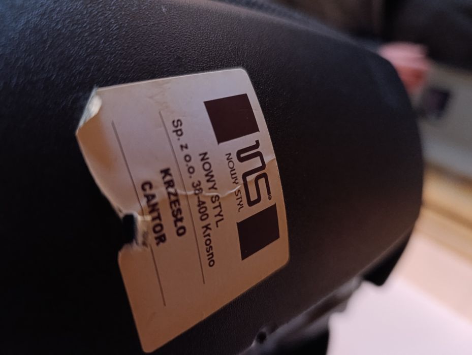 Krzesło obrotowe Nowy styl