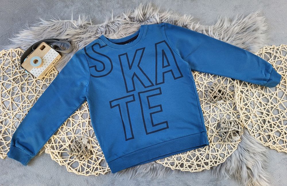 Bluza dresowa z napisem skate w rozmiarze 116