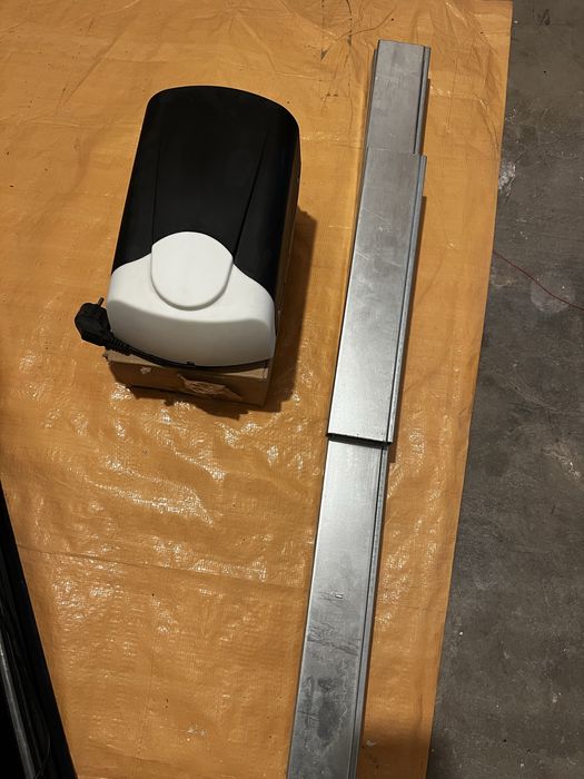 Naped do bramy garazowej