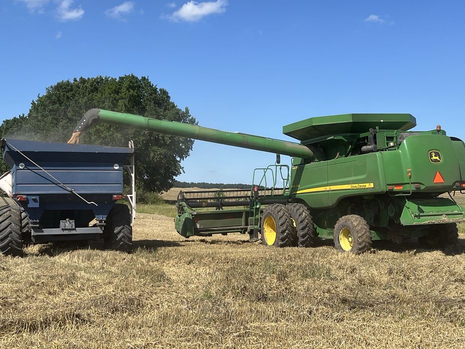Послуги комбайна John Deere