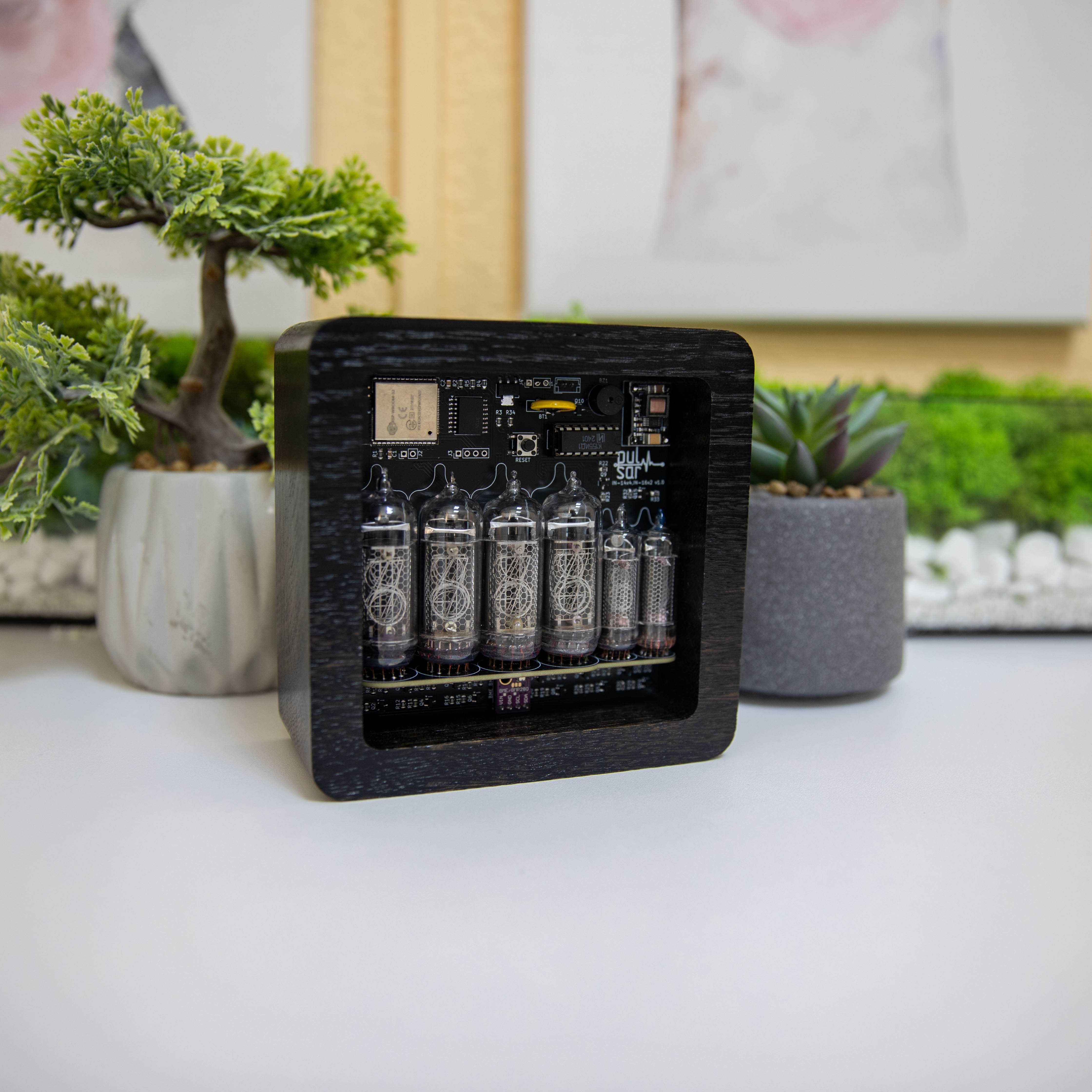 Ламповий Годинник Nixie Clock ИН-14+ИН-16