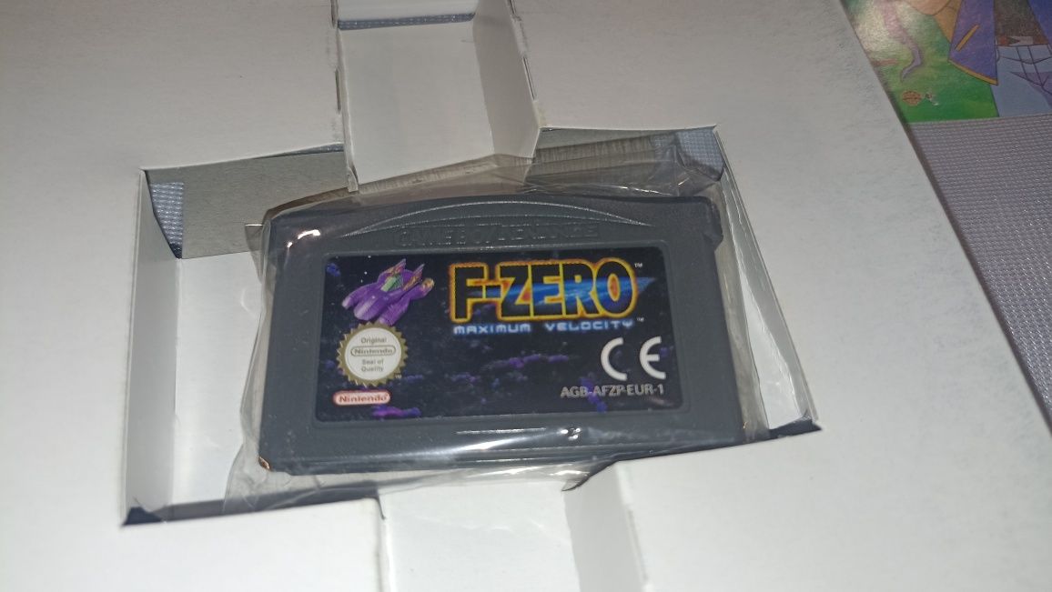 F-Zero Maximum Velocity Game Boy Advance Nintendo