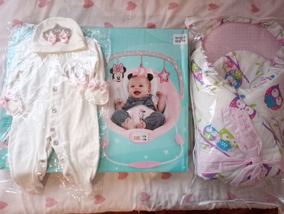 Wyprawka dla dziecka dziewczynki fotelik rożek bujak