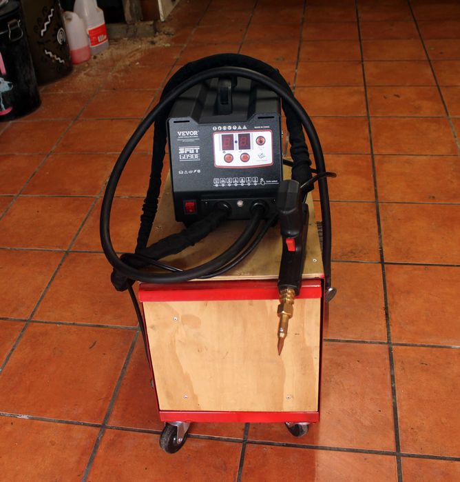 Tira mossas com carrinho