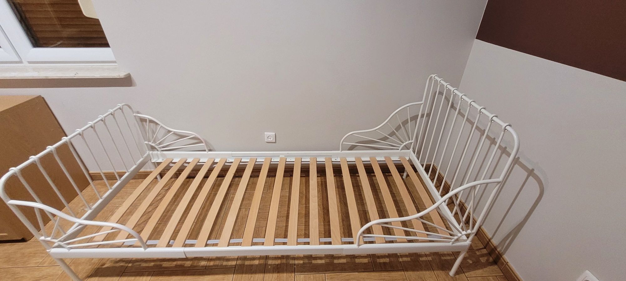 Ikea Minnen łóżko rozsuwane z materacem i dnem
