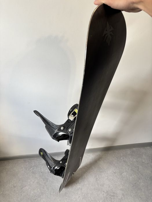Deska snowboardowa Salomon Mandate 155cm