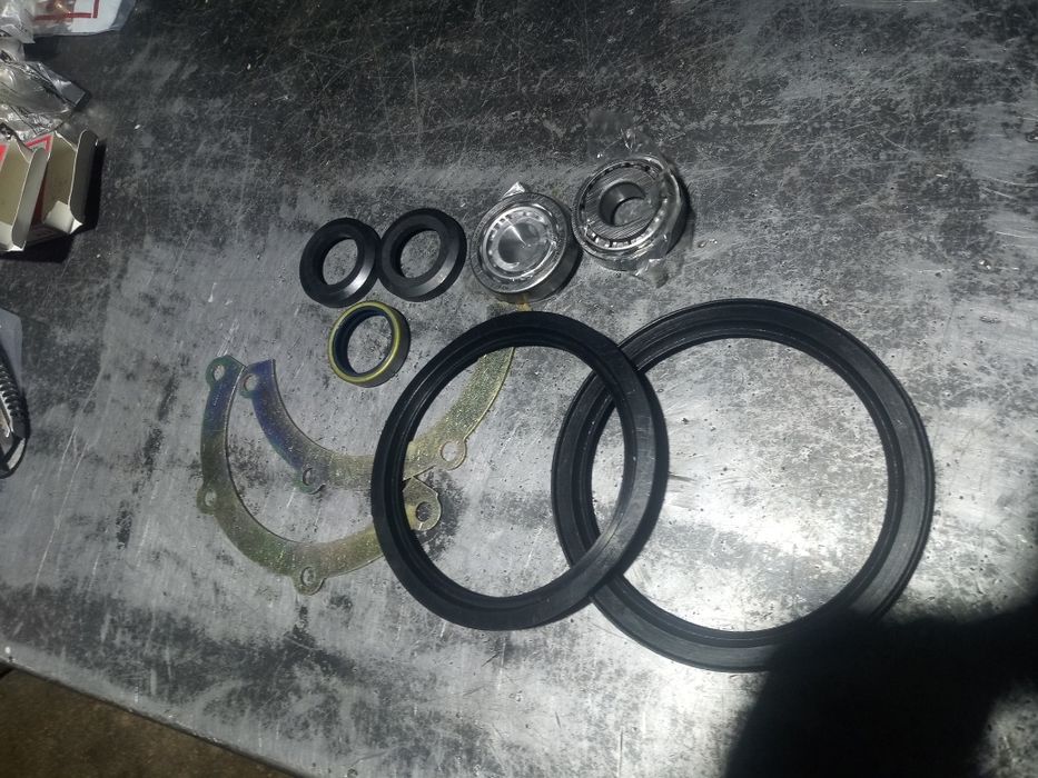 Uszczelniacze kuli łożyska uszczelniacz zestaw Nissan patrol gr Y60