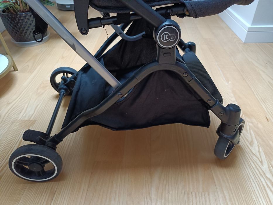 Wózek spacerowy Kinderkraft Indy różowo szary