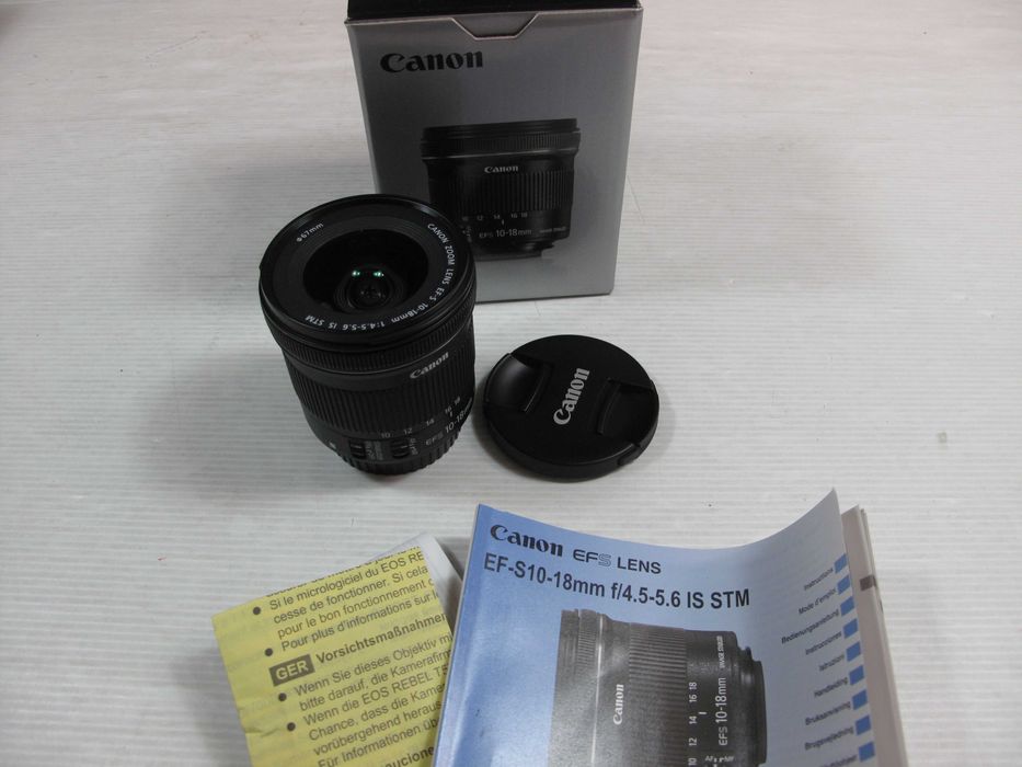 Canon 10-18 STM Grande Angular na caixa
