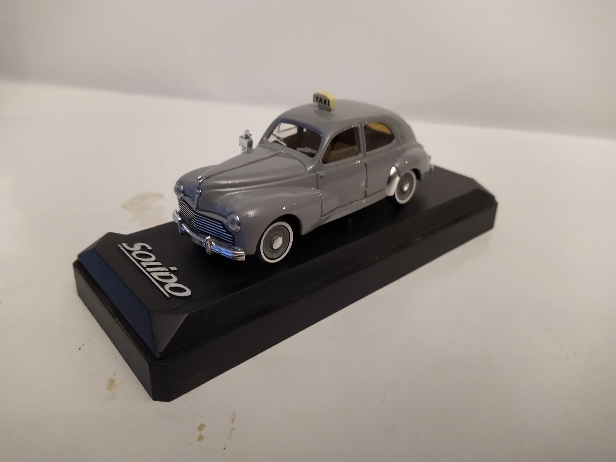 Peugeot 203 Taxi Solido Skala 1:43