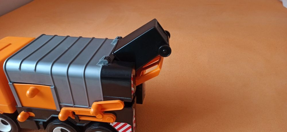 Іграшкова Машинка Сміттєвоз Wader Middle Truck City (39312)