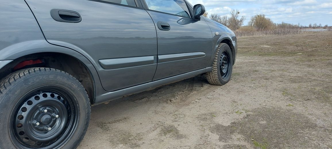 Nissan Almera H16 1.8 2005
