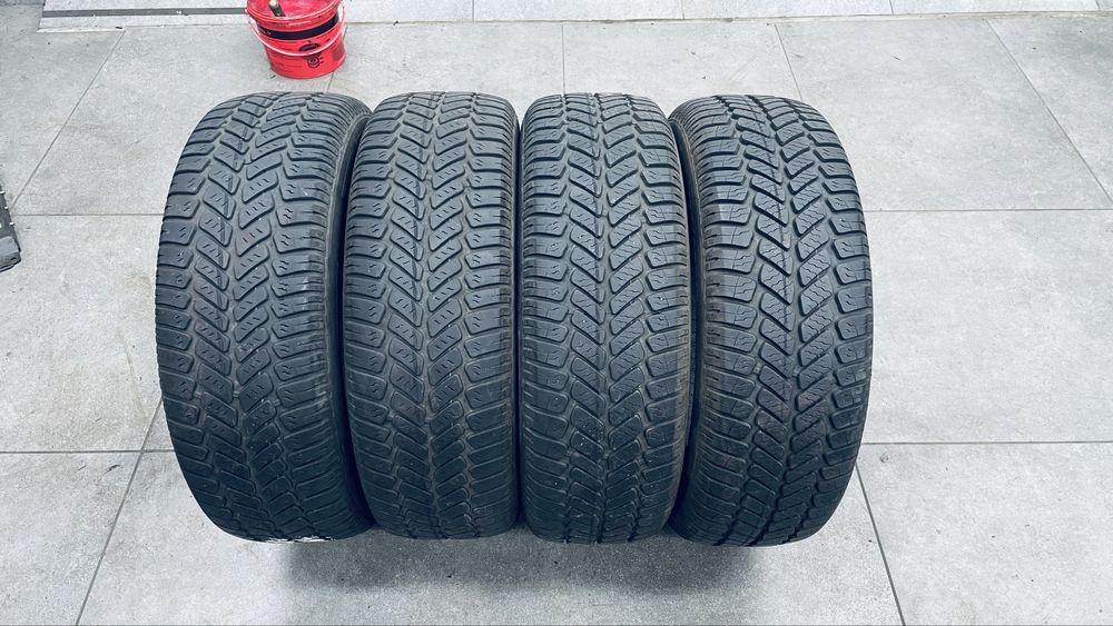 Opony 195/65R15 4szt. Kpl. Wielosezon Dębica Navigator