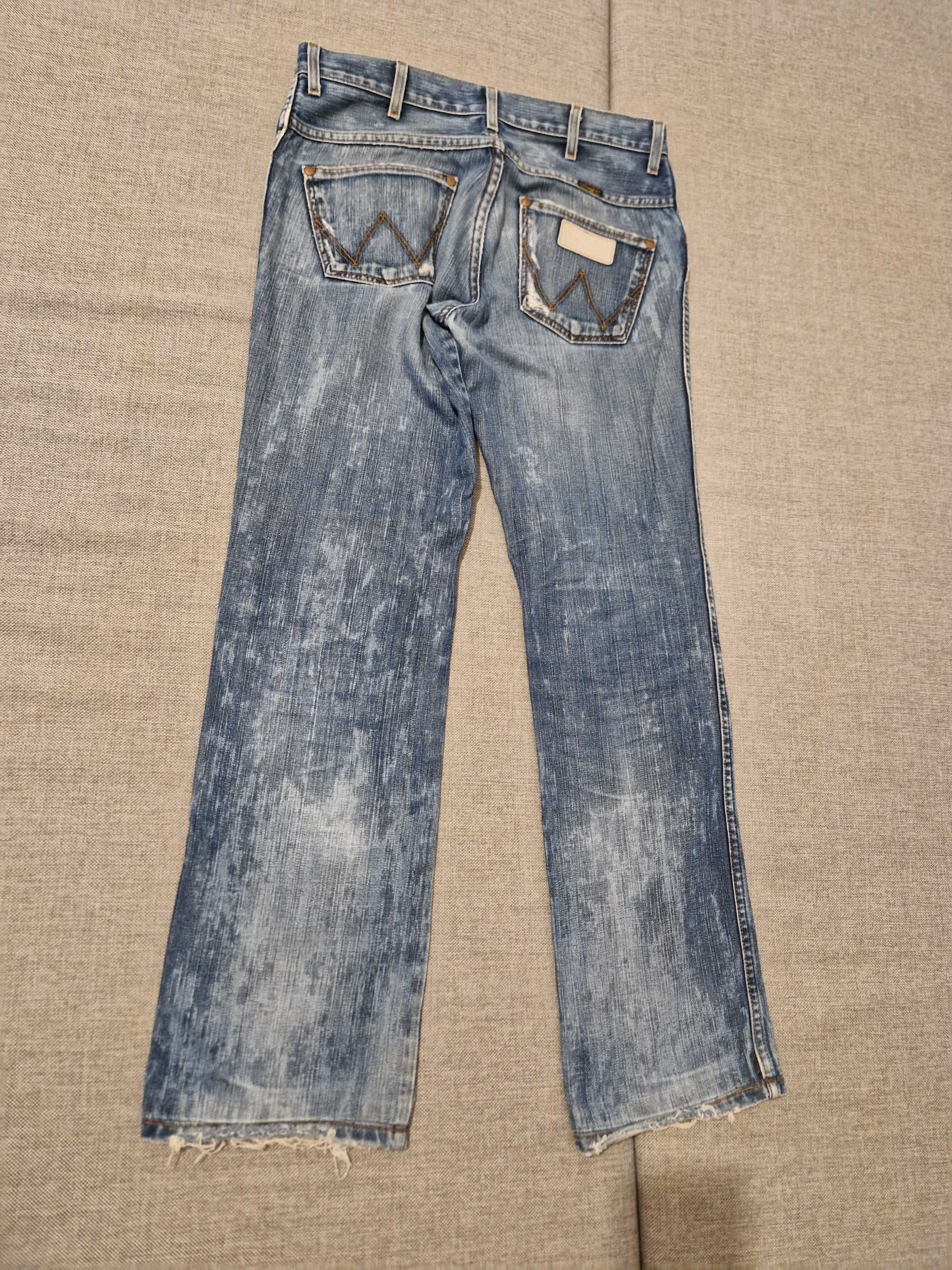 spodnie jeansowe męskie Wrangler Rockville, 32x34, stan bdb