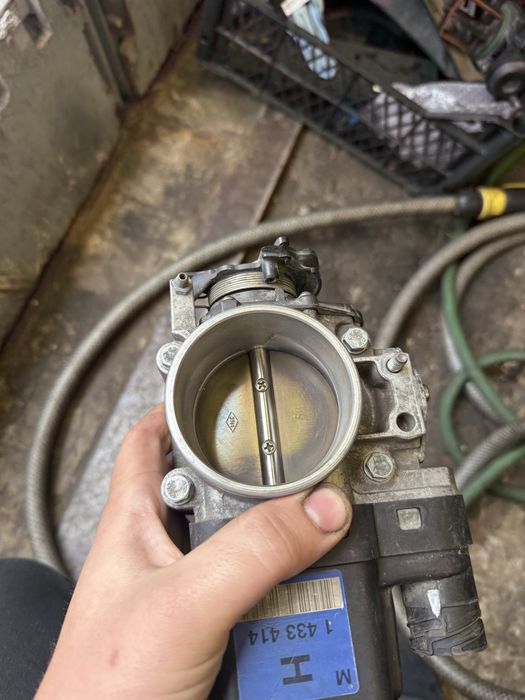 Дросель дроссельная заслонка м52ту m52tu