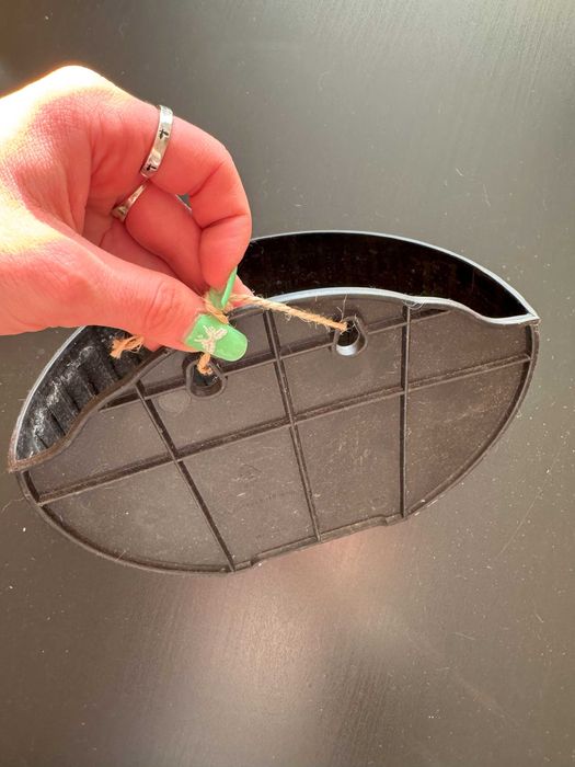 Doniczki rattanowe, czarne, balkonowe, półokrągłe, wiszące, stojące