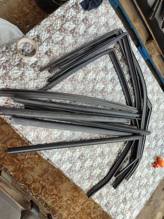 Бархотки уплотнитель двери стекла ваз 2110-2112