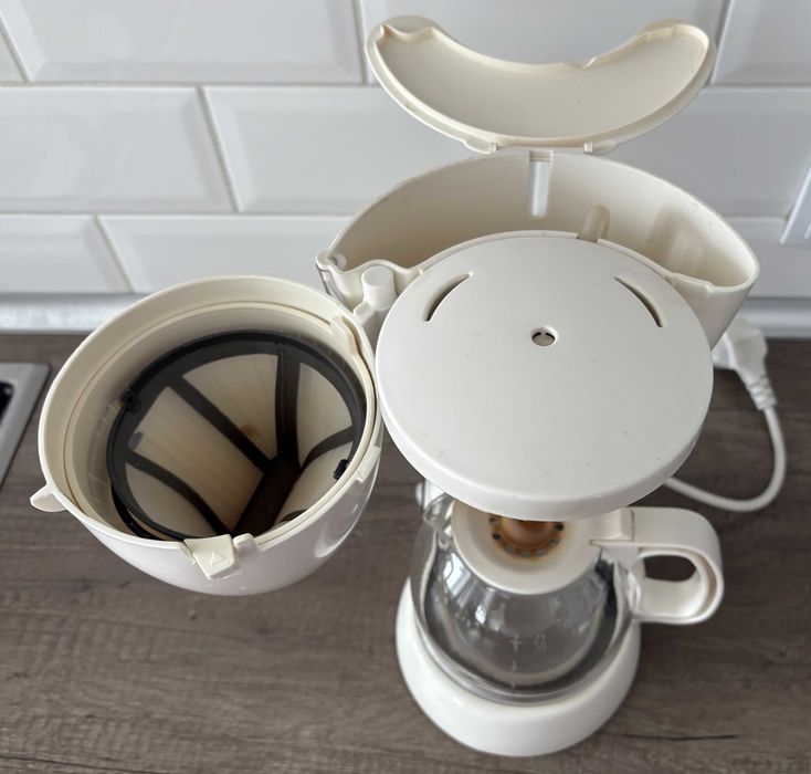 Крапельна кавоварка Moulinex BCA 1 L4 Little Solea