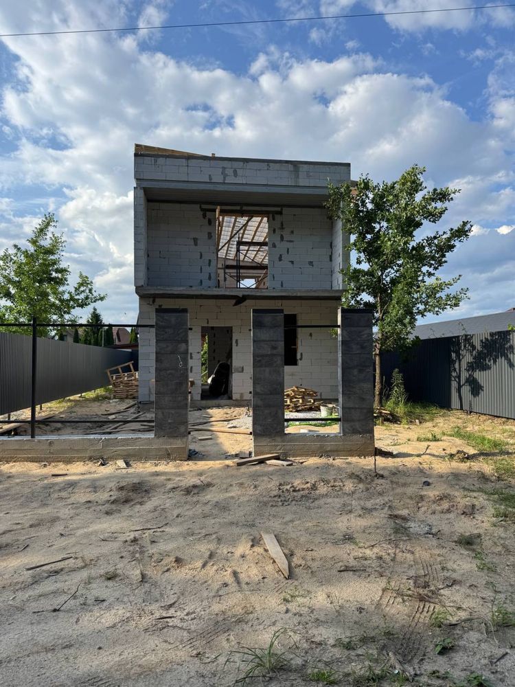 Продаж сучасного двоповерхового будинку в с.Тарасівка