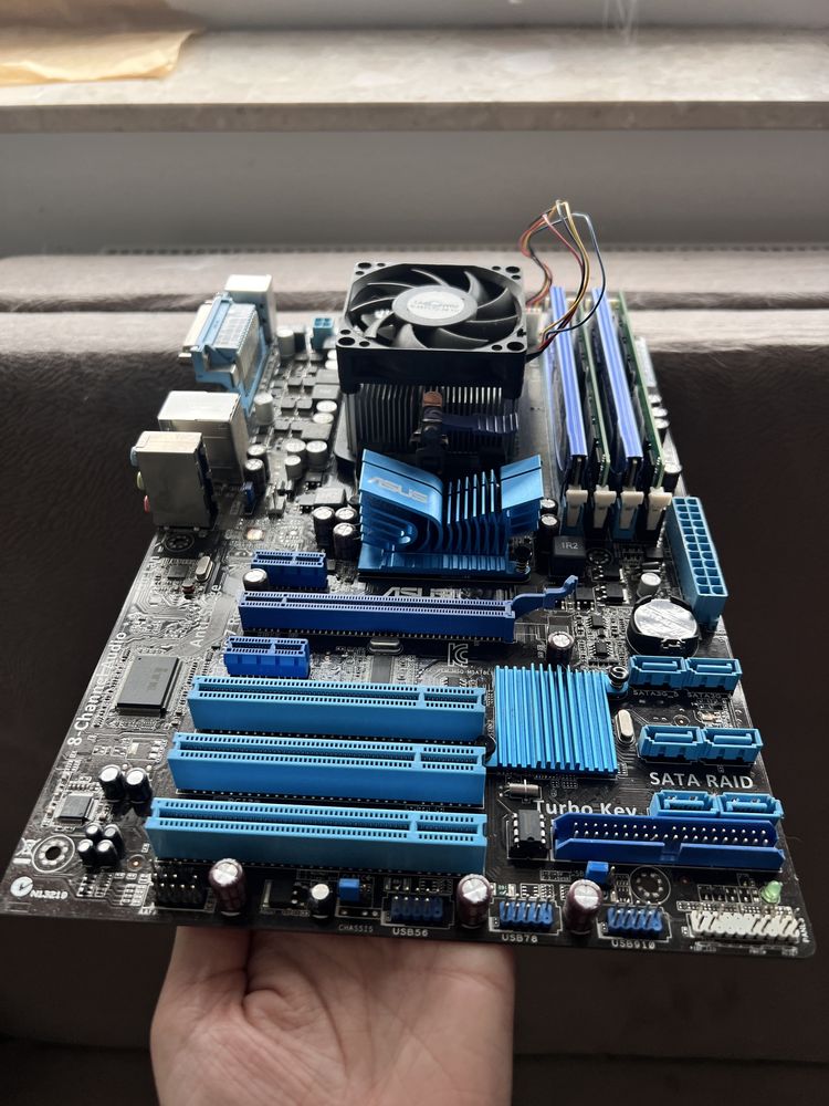 Plyta glowna + pamiec ram