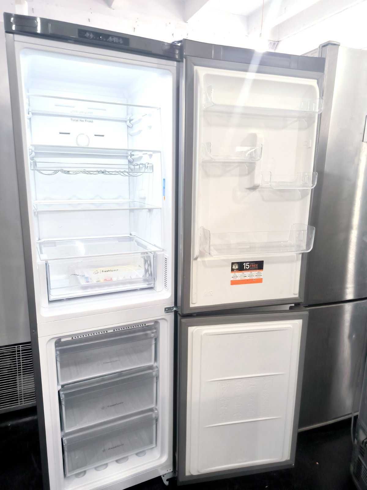 Холодильник бу Indesit INFC8 TI21X 0  No Frost