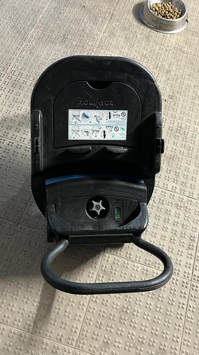 Carrinho de bebê completo e com exofix para o ovo