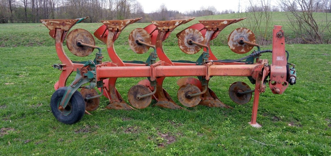 Kverneland F-160 4x14 Pług Obrotowy