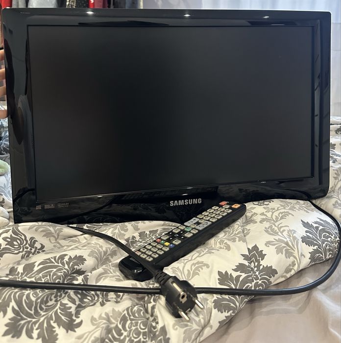 Telewizor samsung 22 cale