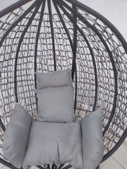Fotel z poduszką do wiszącego kokona ogrodowego/domowego