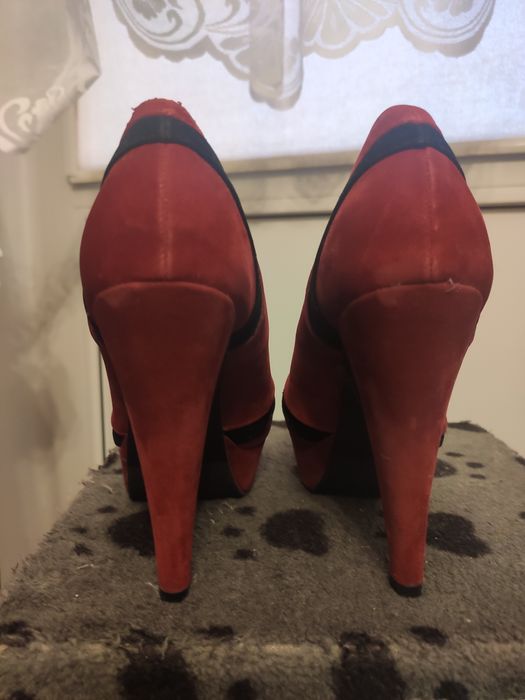 Bordowe czułenka na wysokim obcasie 35