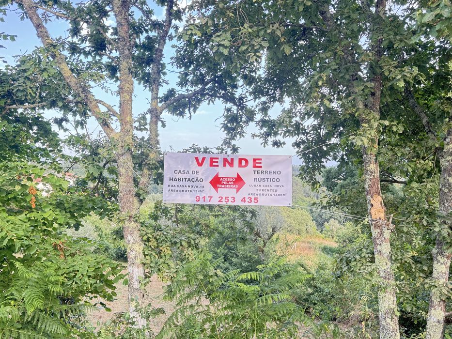 Terreno mais casa em ruinas