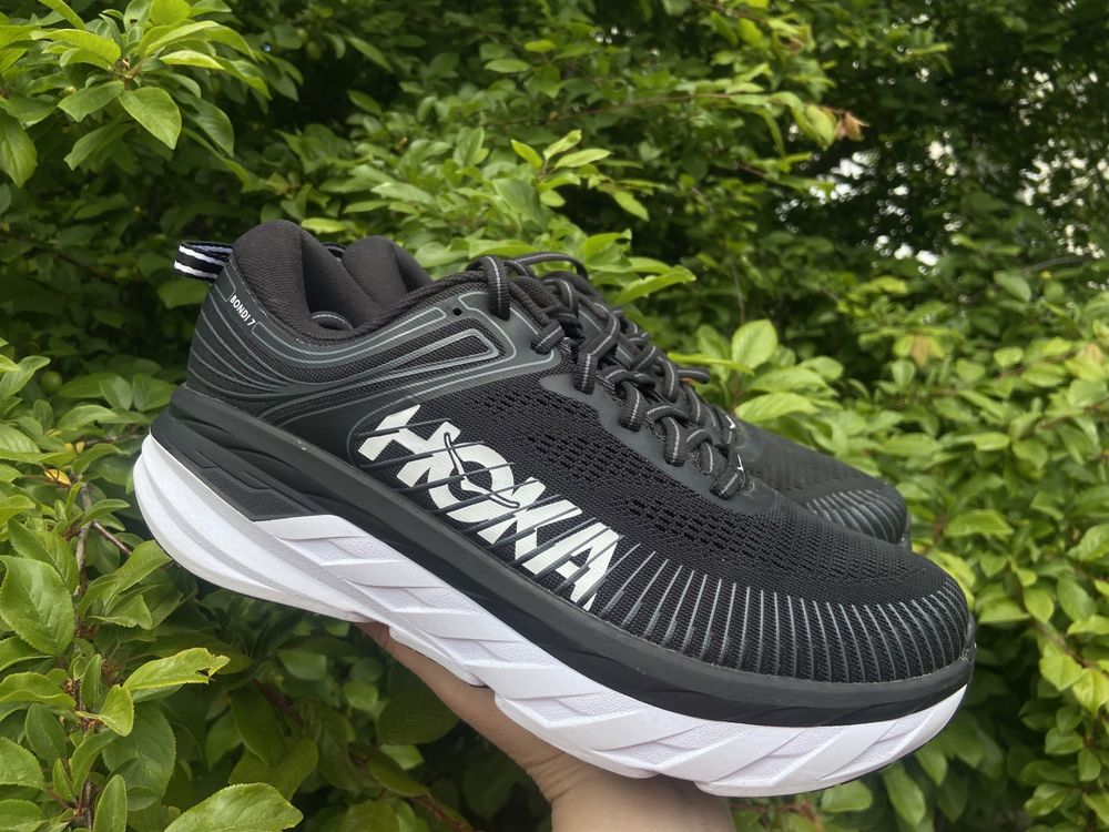 Hoka Bondi 7 кросівки Нові 41