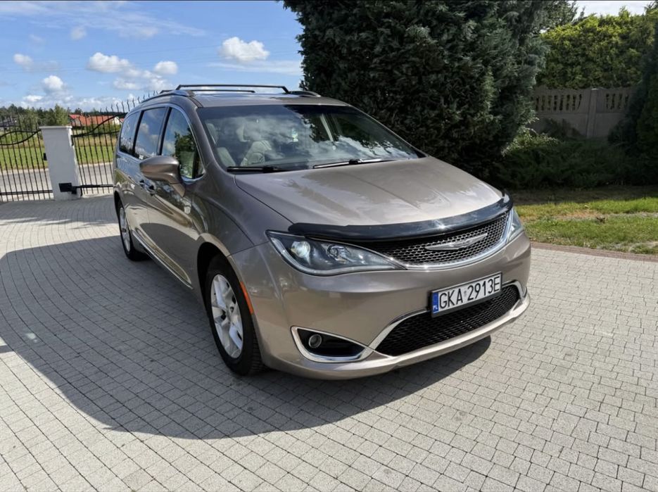 Chrysler Pacifica Turing L Plus