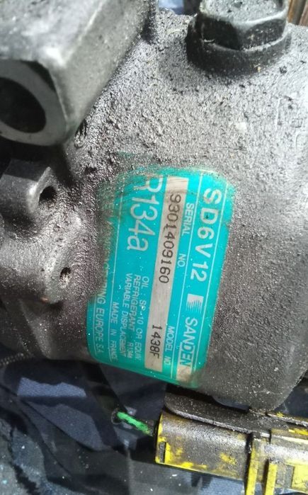 Compressor de ar condicionado Citroen Xsara 1.4i REF: SDV12 - 1438F