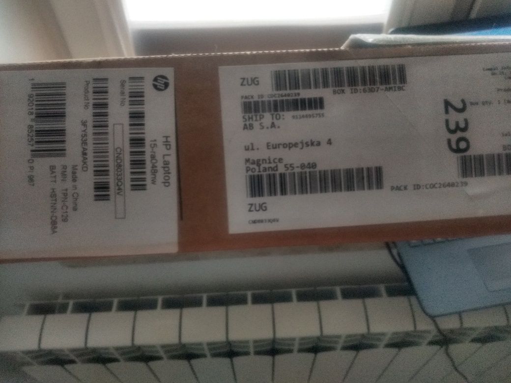 Laptop hp 15-ra048nw