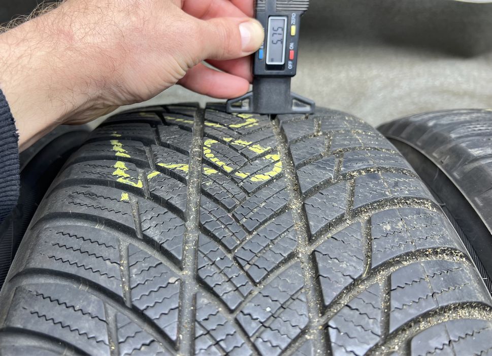 Шини 2020р 225 60 R17 Bridgestone Blizzak LM001 зима зимові